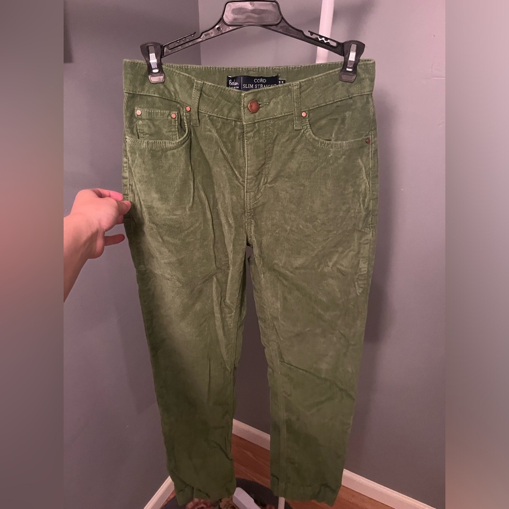 Women’s green corduroy pants size 2